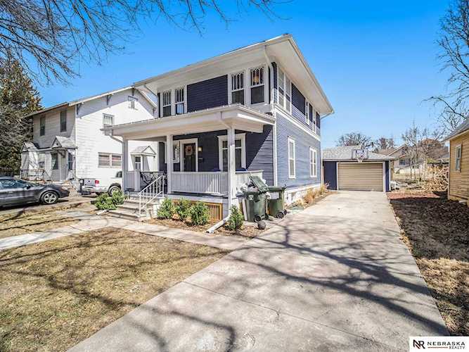 2042 S 19 St Lincoln, NE 68502 | MLS 22203941 Photo 1