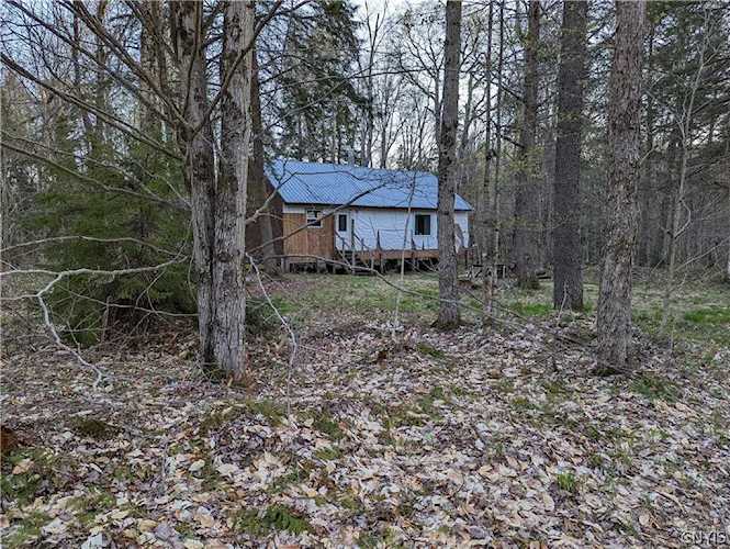 9751 Sugar Maple Ln Croghan, NY 13327