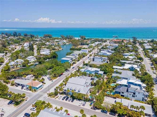 401 Pine Ave #R Anna Maria, FL 34216