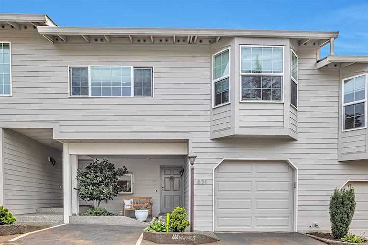 98033821 9th Ave S560 - Kirkland/BridleKirklandLight and bright townhome in the sought after Everest Park neighborhood. The only 3 bedroom home in...Houghton TownhomesKing1927551WAcondo for saleHoughton Photo 1