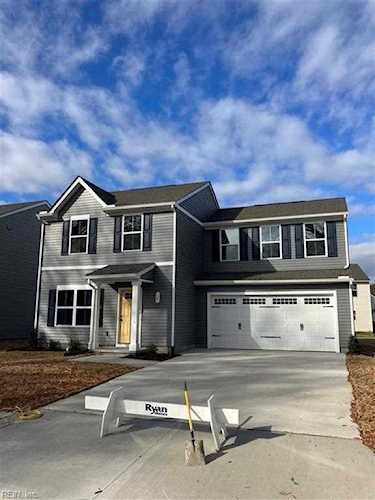 121 Good Hope Ln Portsmouth, VA 23701