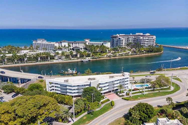 911 S Ocean Boulevard #2a Boca Raton, FL 33432