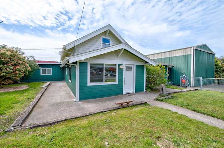 4807 N Place Seaview, WA 98644 | MLS® 1932211 Photo 1