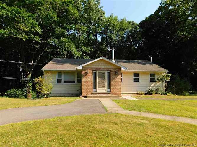 44 N Decter Drive Kerhonkson, NY 12446