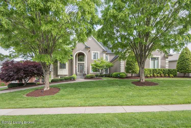 1704 Landmark Pl Louisville, KY 40245