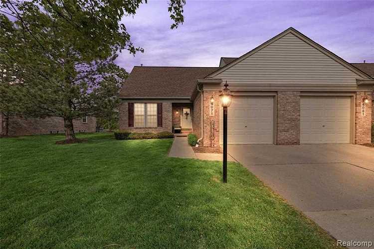 4071 E Hunters Circle Canton Twp, MI 48188 | MLS 2220035657 Photo 1