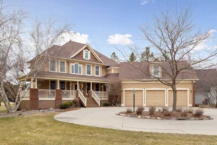 9233 Wedgewood Point Woodbury, MN 55125 MLS 6177552