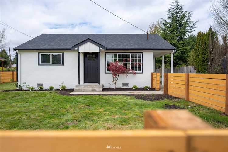 10902 6th Ave W Everett, WA 98204