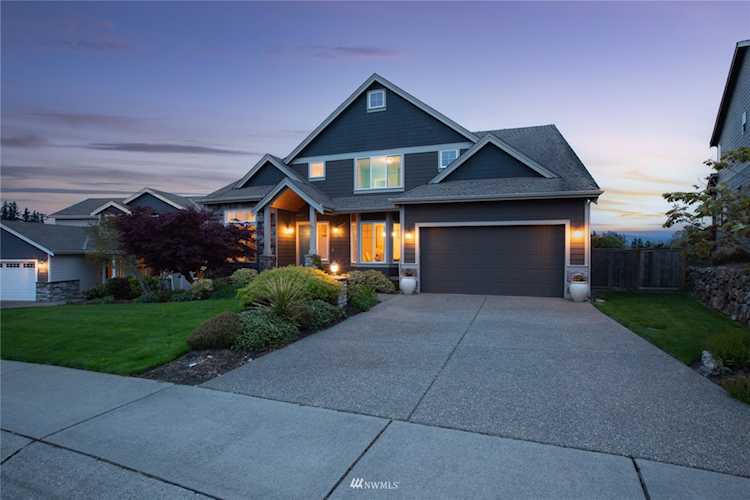 21729 Quiet Water Loop Lake Tapps, WA 98391