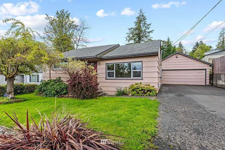 113 Yelton Dr Longview, WA 98632