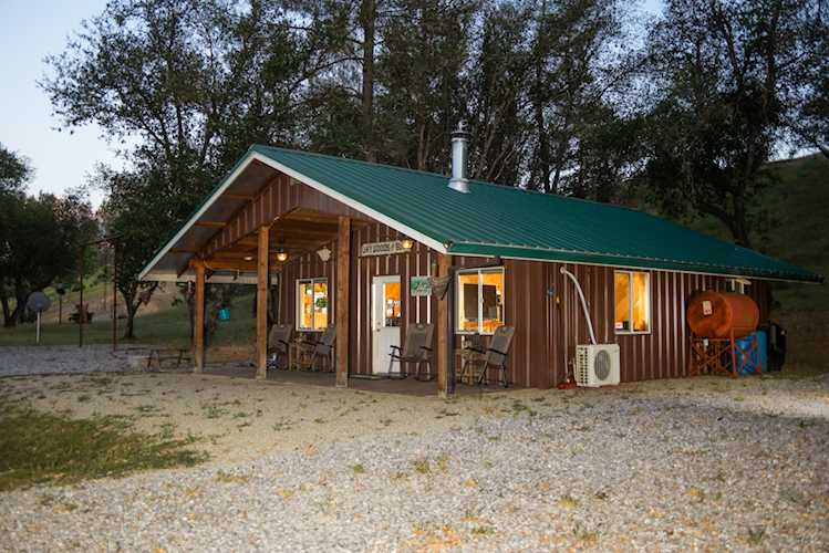 15005 Gas Point Rd Cottonwood, CA 96022