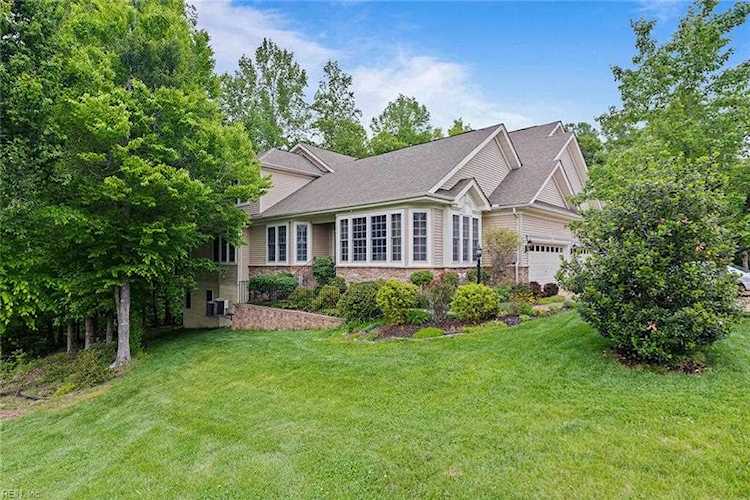 6925 Valley Green Williamsburg, VA 23188