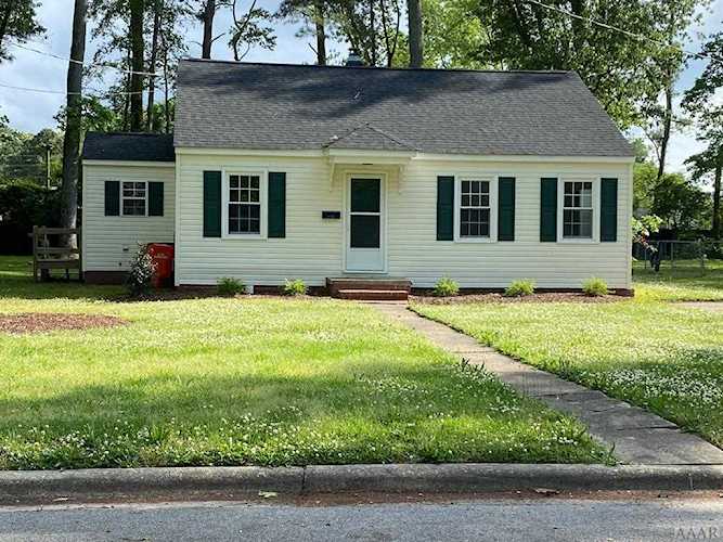 1323 S Williams Circle Elizabeth City, NC 27909