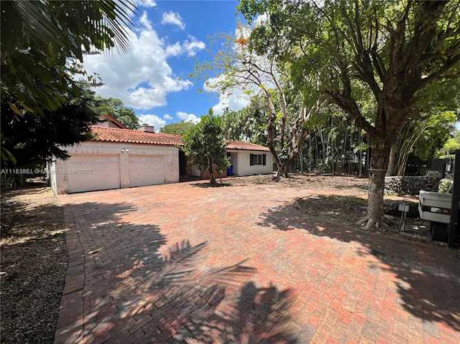 4280 Ingraham Hwy Miami, FL 33133