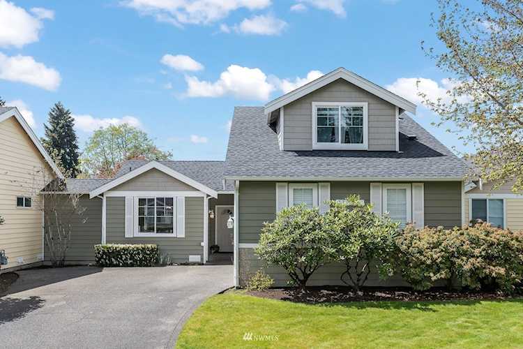 11326 3rd Avenue Ct E Tacoma, WA 98445