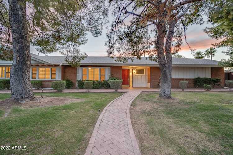 4350 E Vermont Avenue Phoenix, AZ 85018