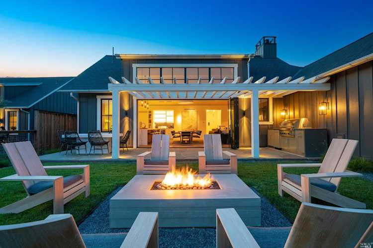 9 Palisades Place Calistoga, CA 94515