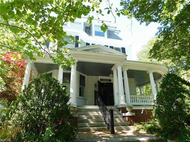 532 North St Portsmouth, VA 23704