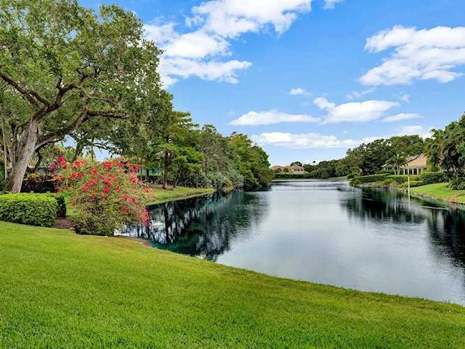 100 Sable Oak Ln Indian River Shores, FL 32963