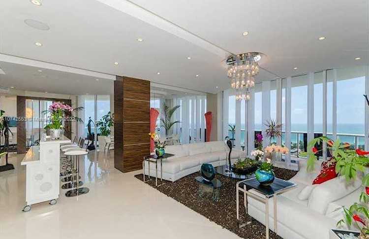 3802 NE 207th St #2802 Aventura, FL 33180