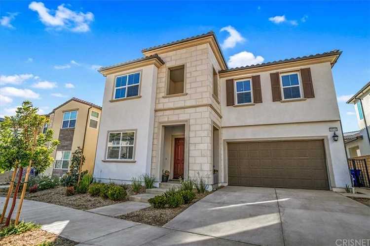 19145 Blackthorn Dr Saugus, CA 91351