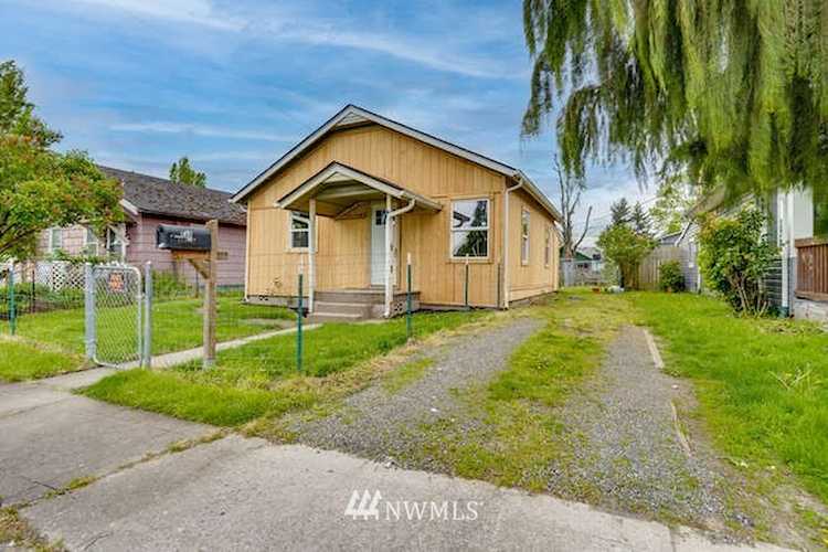 259 22nd Ave Longview, WA 98632