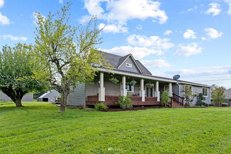 15205 NE 212th Ave Brush Prairie, WA 98606