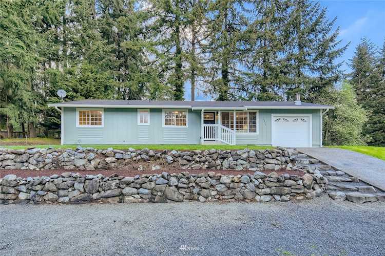 18809 58th St E Lake Tapps, WA 98391