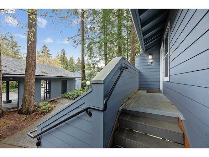 4334 SW Dickinson St Portland, OR 97219 | MLS 22123782 Photo 1