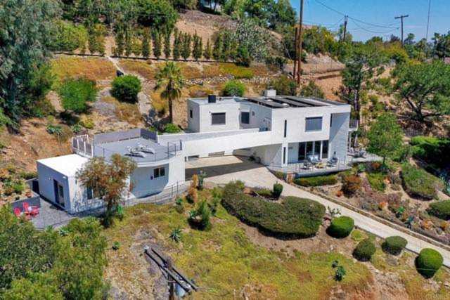 10602 Queen Ave La Mesa, CA 91941