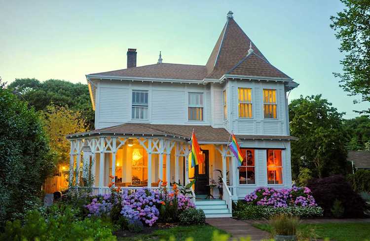 210 Bradford Street Provincetown, MA 02657