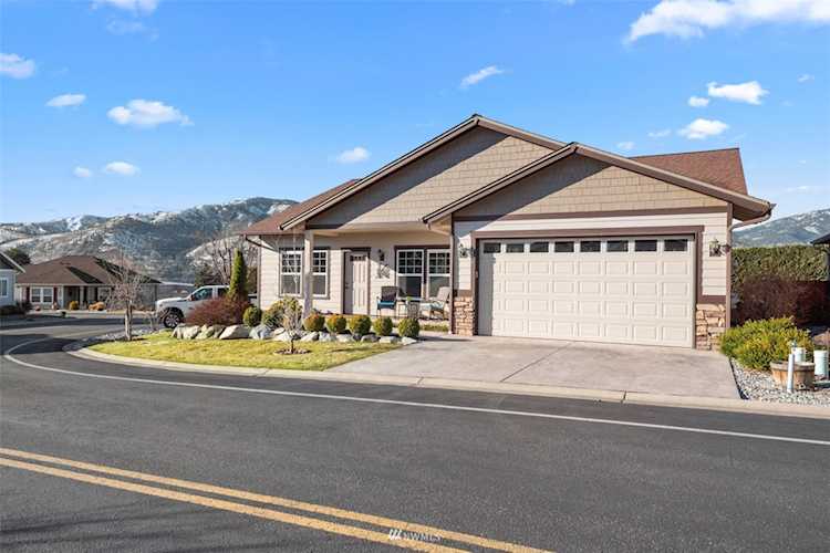 201 Village Dr Manson, WA 98816
