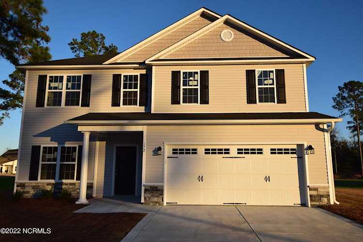172 Finch Lane New Bern, NC 28560