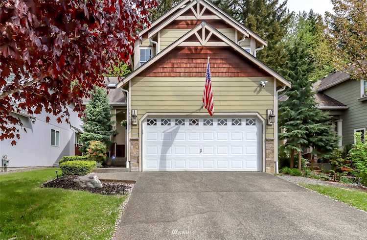 18827 Eastwood Ave E Puyallup, WA 98375