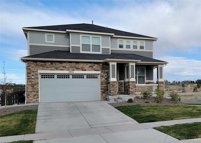 8890 S Duquesne Ct Aurora, CO 80016