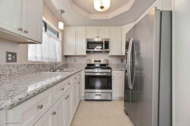 2135 E Valley Parkway #63 Escondido, CA 92027