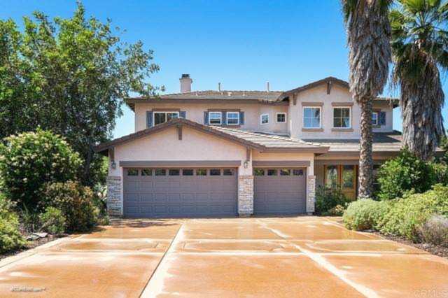 1447 Montana Serena El Cajon, CA 92021