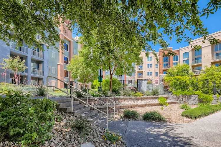 38 E Serene Ave #408 Las Vegas, NV 89123