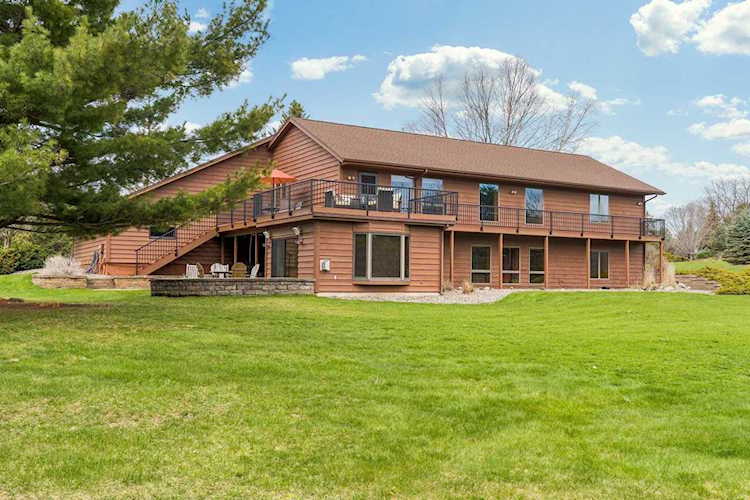 7767 64th Street N Pine Springs, MN 55115