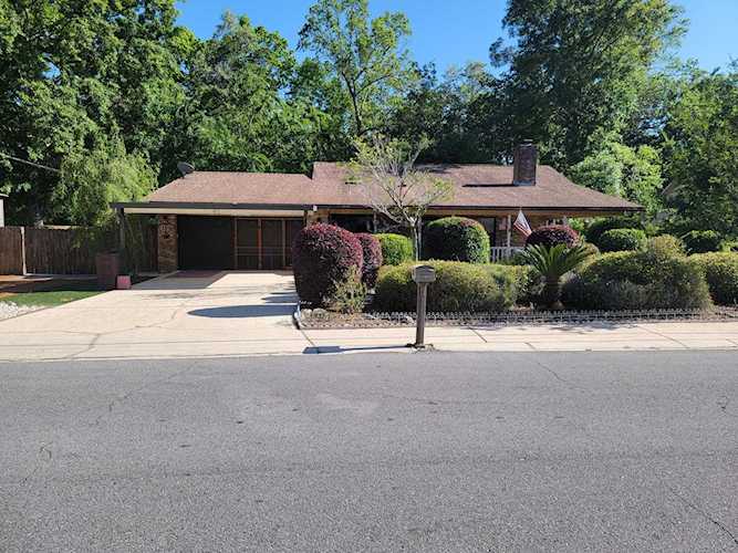 401 20th Street Niceville, FL 32578
