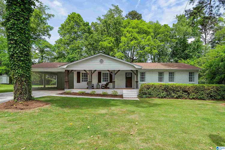 2305 Savoy Street Hoover, AL 35226