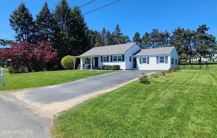 16 Valley View Dr Troy, NY 12180 | MLS 202217650 Photo 1