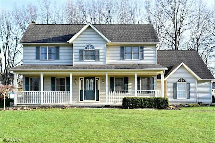 5350 Oakwood Dr Sheffield, OH 44054