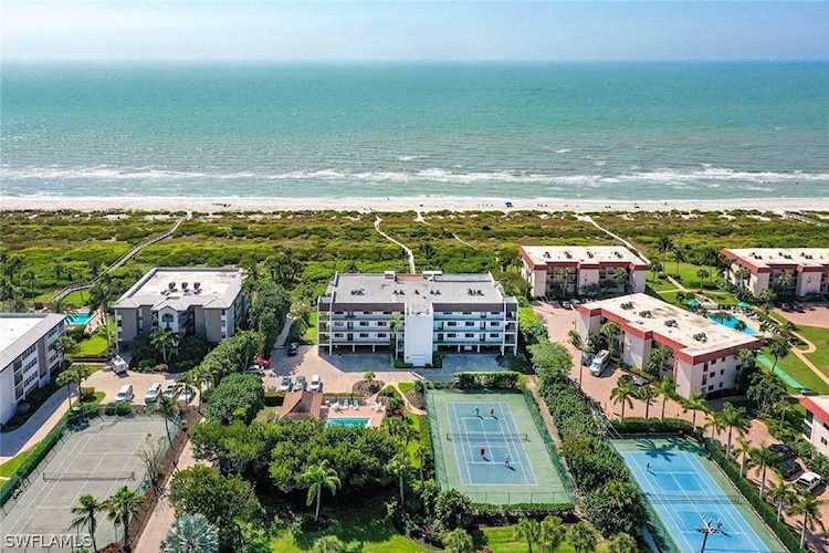 651 E Gulf Dr #124 Sanibel, FL 33957