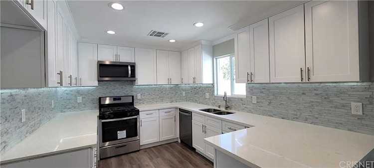 7237 Tujunga Ave North Hollywood, CA 91605