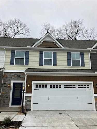 509 Eldridge Ln Chesapeake, VA 23323
