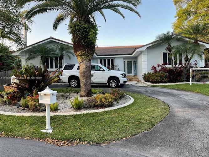 7815 SW 158th Ter Palmetto Bay, FL 33157