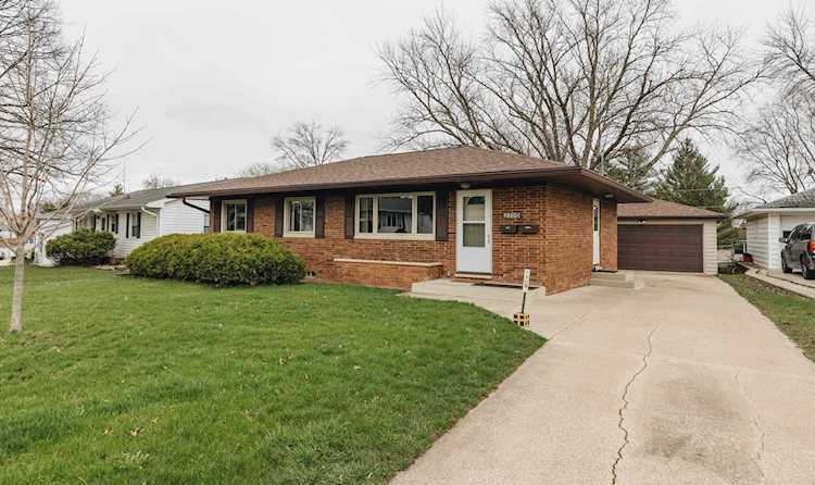 2705 Crestline Ave Waterloo IA 50702 | home for sale | MLS#:20221722 Photo 1
