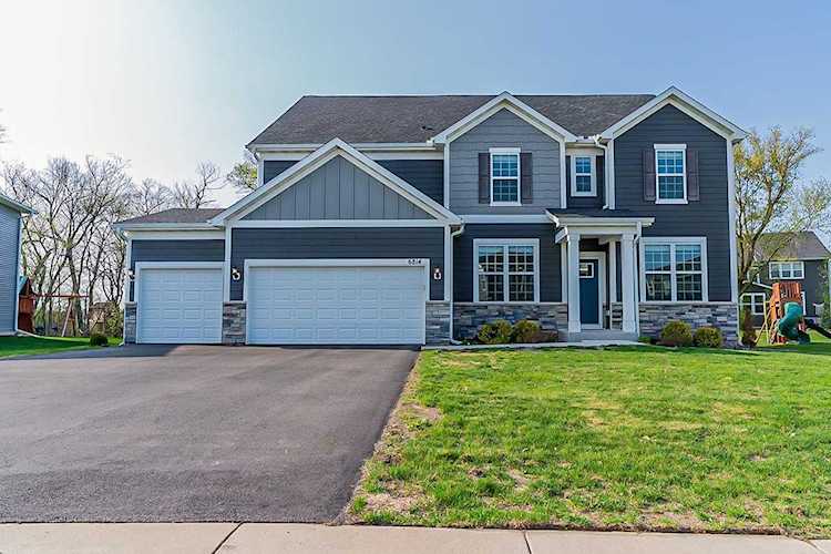 6814 156th Street Savage, MN 55378
