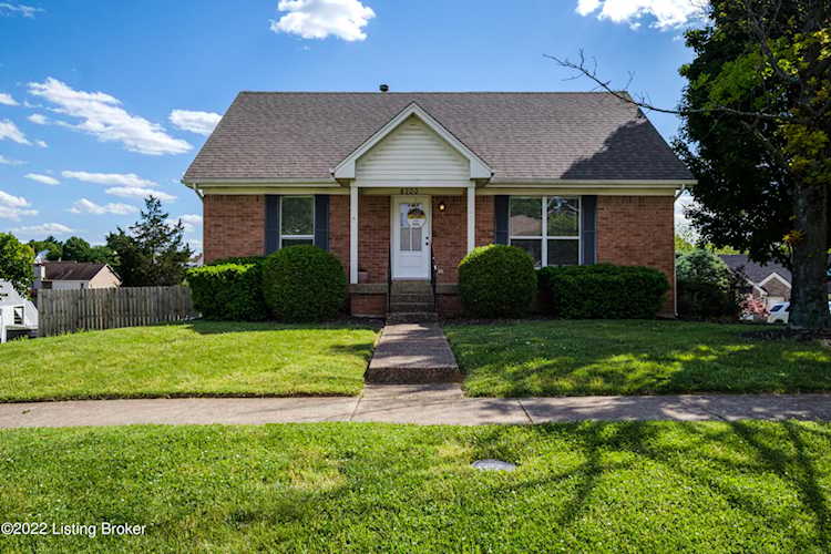 8700 Lambach Ln Louisville, KY 40220